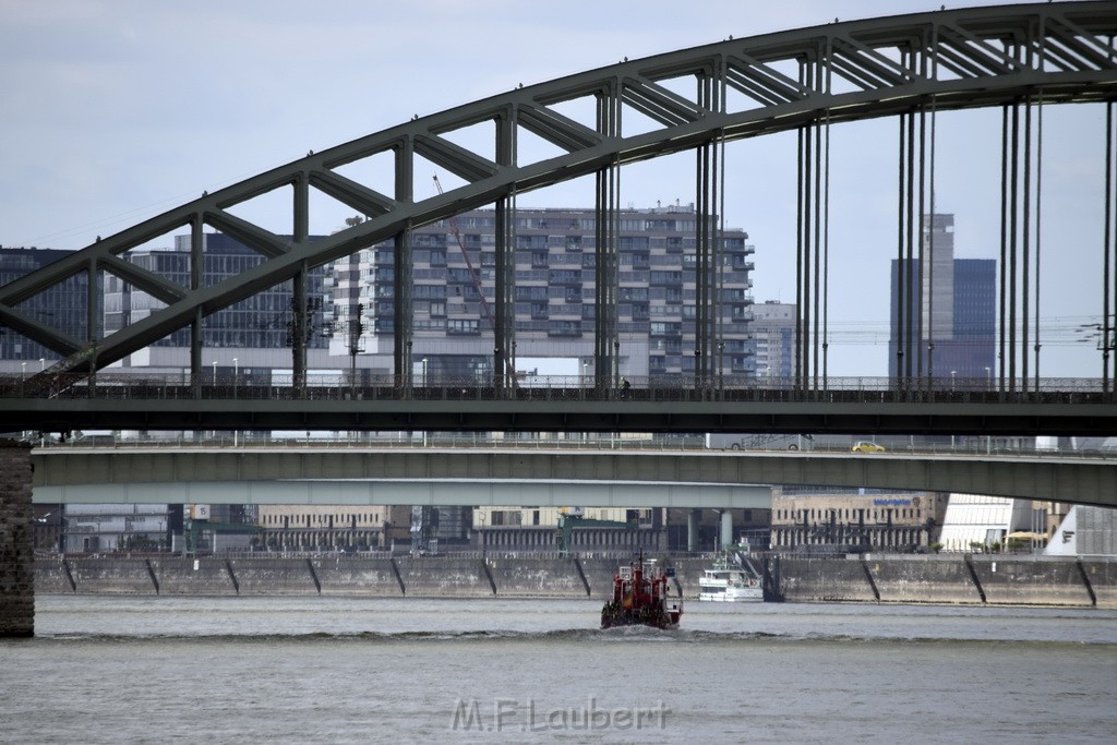 Schiff 1 Koeln in Hoehe der Koelner Zoobruecke P280.JPG - Miklos Laubert